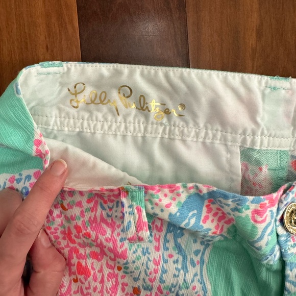 NWOT Lilly Pulitzer 5” Callahan Shorts in Fansea - Picture 5 of 5